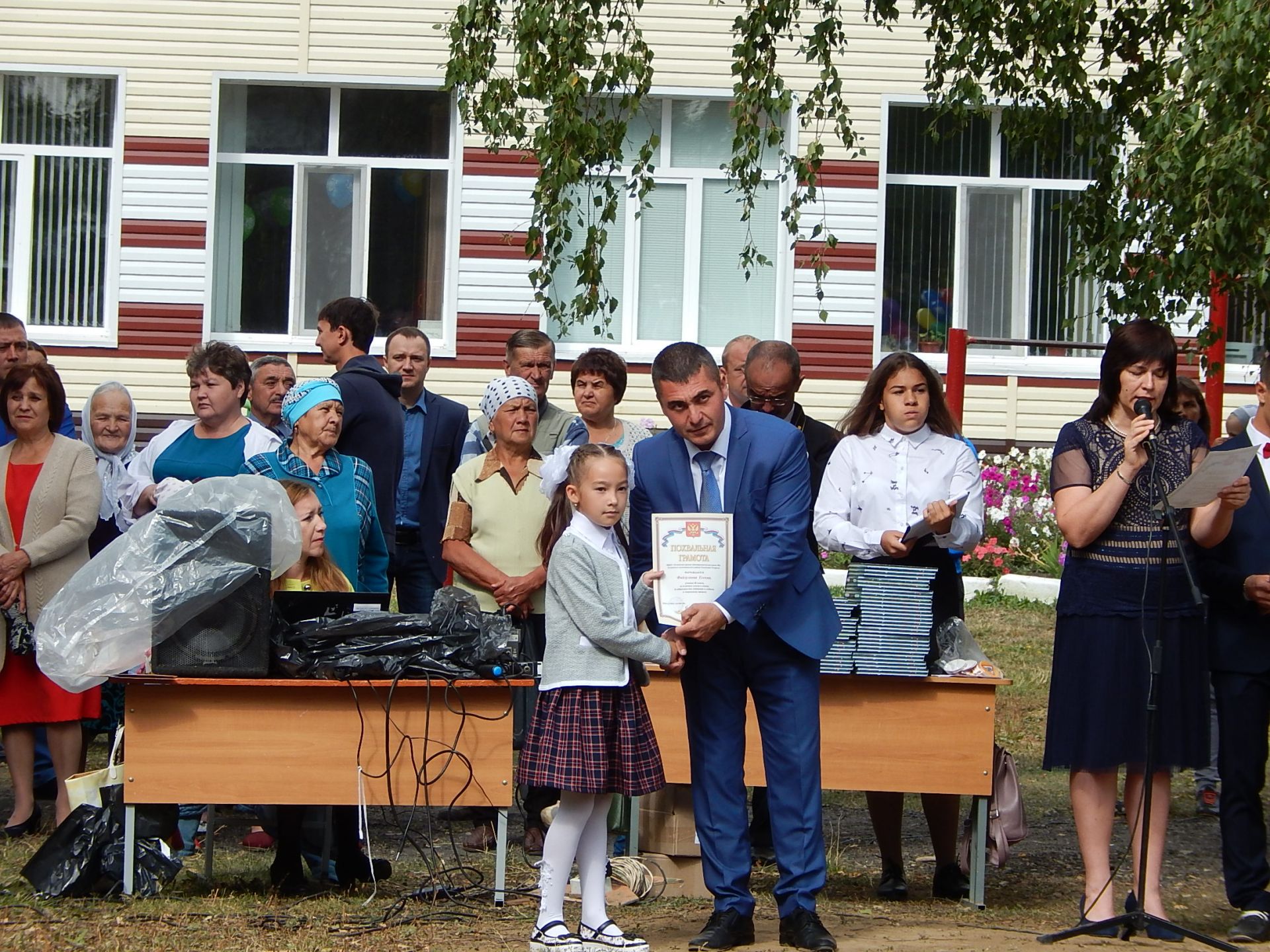 День знаний в Тетюшской средней школе №2
