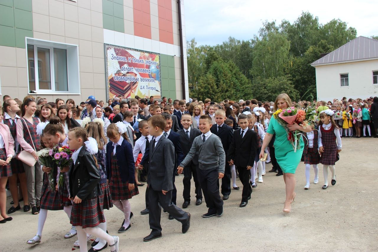 День знаний в Тетюшской средней школе №1