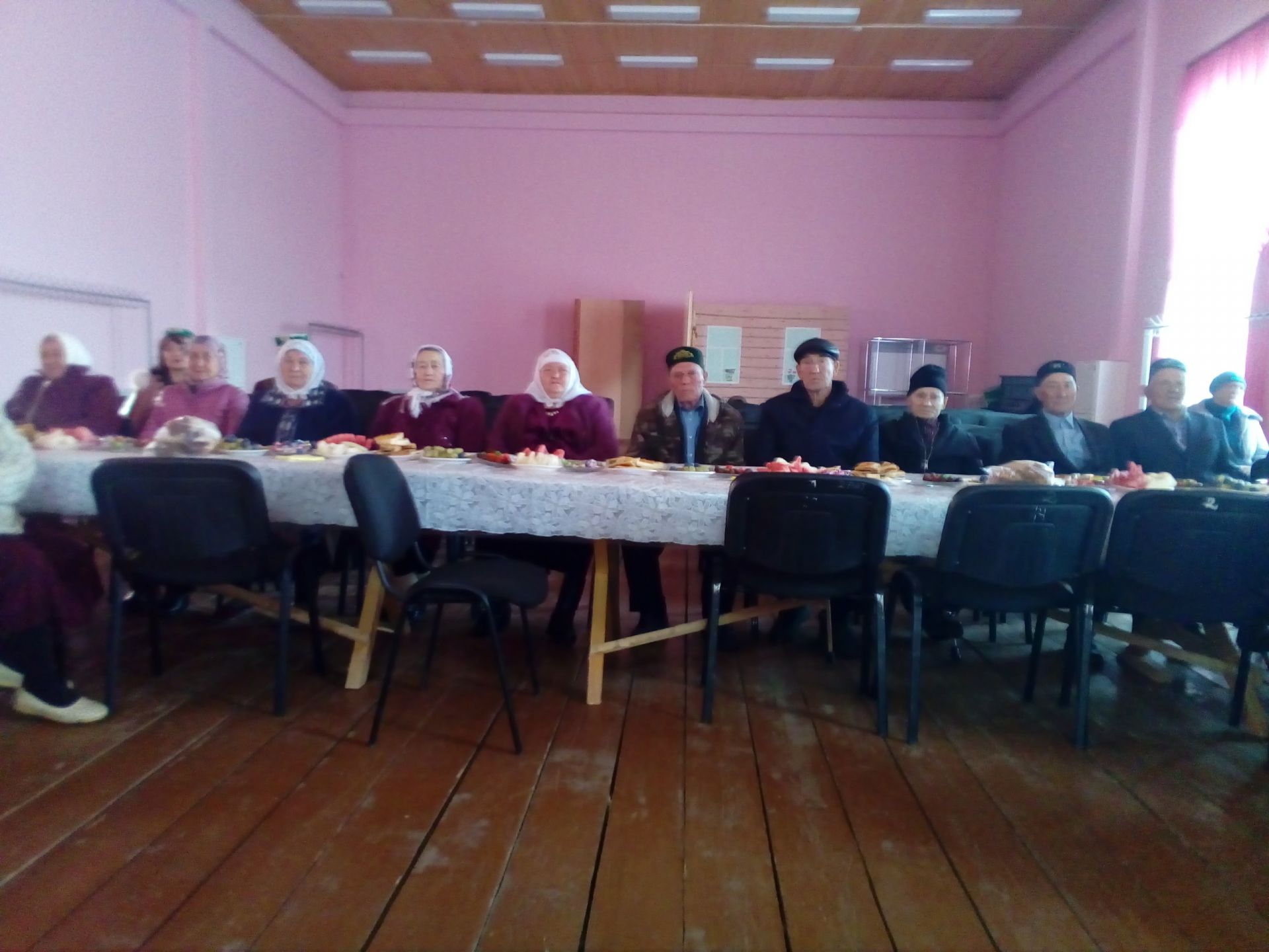 В Большетурминском СДК чествовали людей "серебряного" возраста