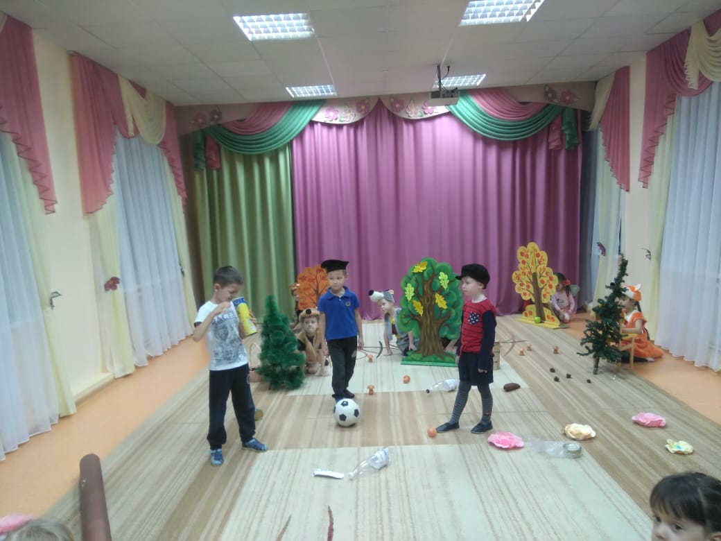 В Тетюшах в детском саду показали спектакль «Как помочь другу?»