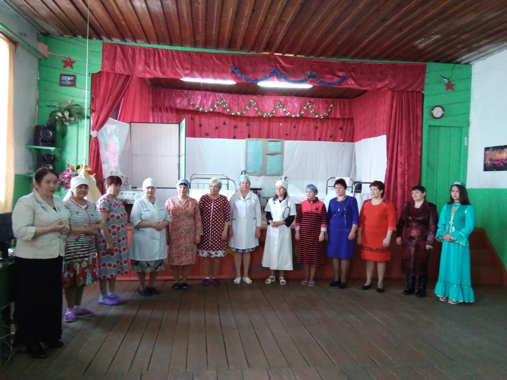 Районный фестиваль «Театральные подмостки» набирает обороты:  творческая группа «Нур»  села Нижние Тарханы