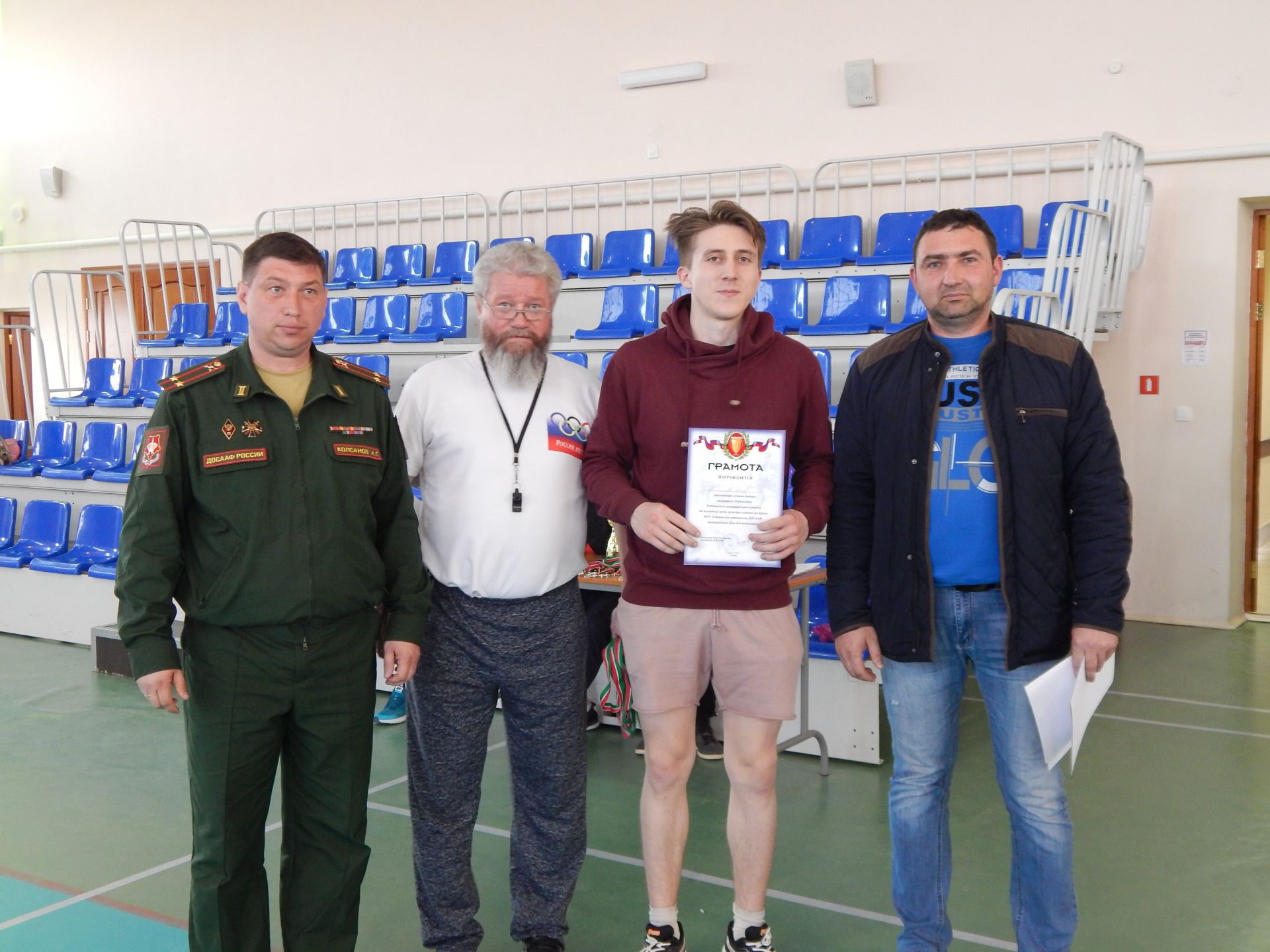В Тетюшах прошли соревнования по волейболу на Кубок Тетюшской автошколы