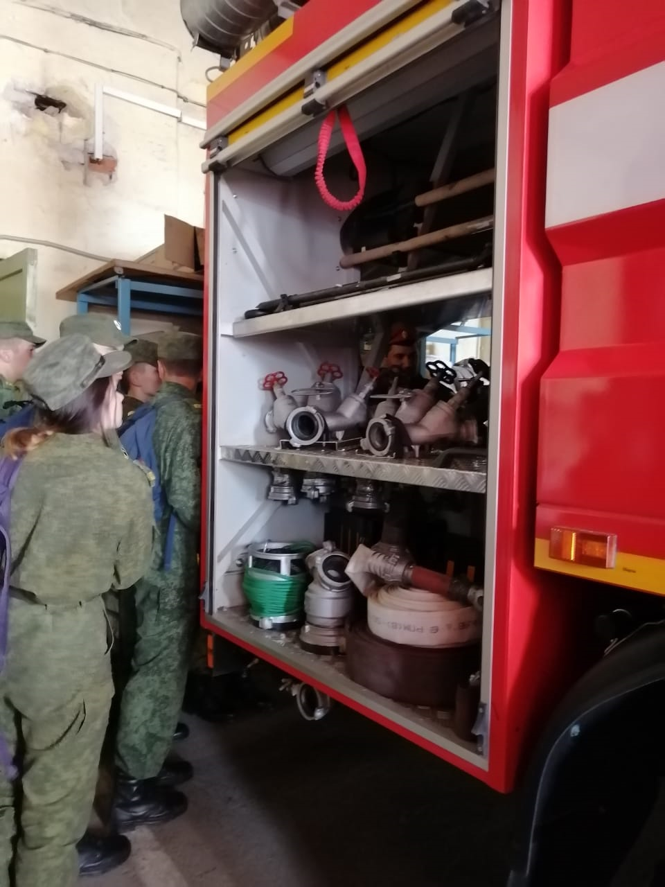Тетюшские кадеты совершили экскурсию в пожарную часть