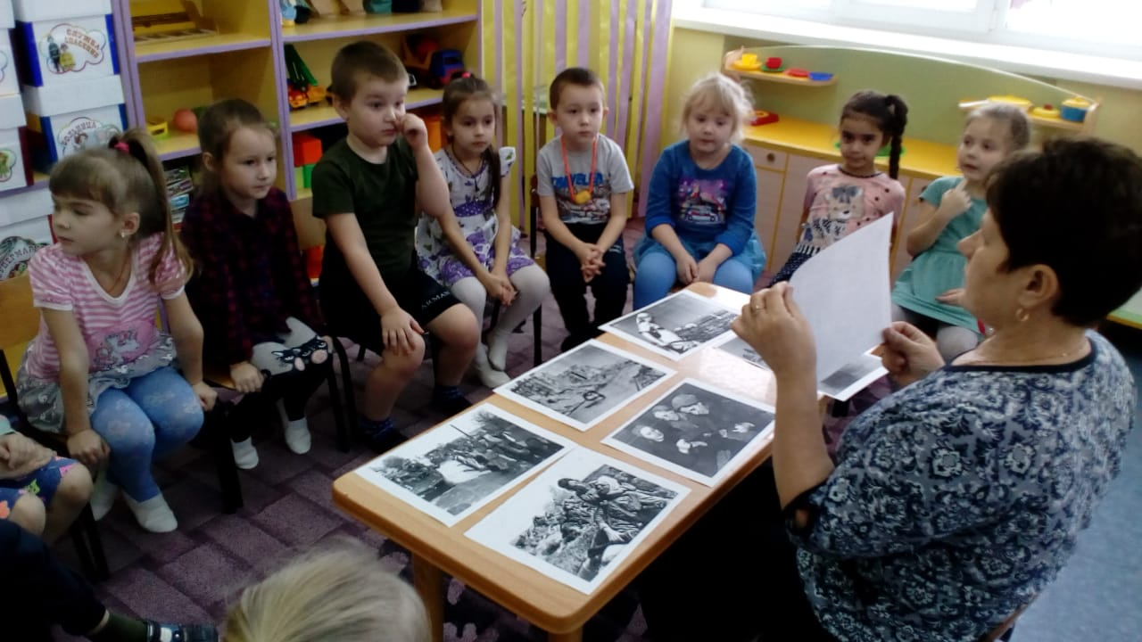 В Тетюшах, в детском саду прошли занятия, посвящённые снятию блокады Ленинграда