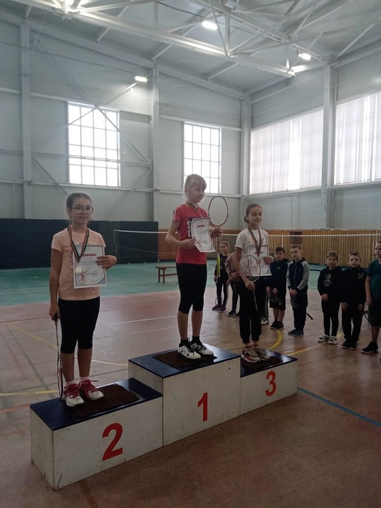Юные бадминтонисты из Тетюш привезли медали