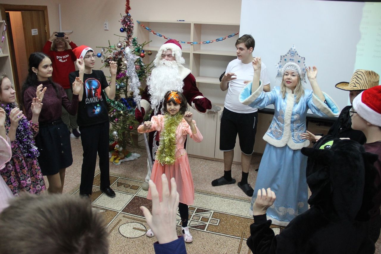 В оздоровительном лагере «Ласточка» в селе Урюм прошел новогодний праздник