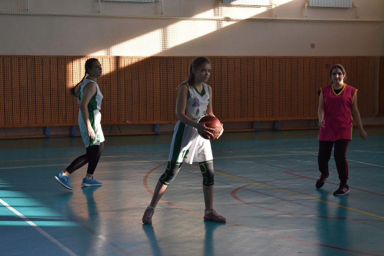 В Тетюшах прошел муниципальный этап Чемпионата Школьной баскетбольной лиги «КЭС-БАСКЕТ»