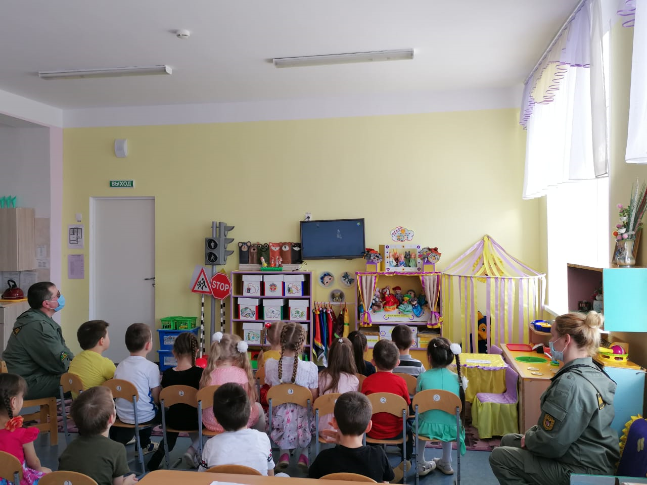 В детском саду «Березка» побывали сотрудники госзаказника регионального значения «Долгая поляна»