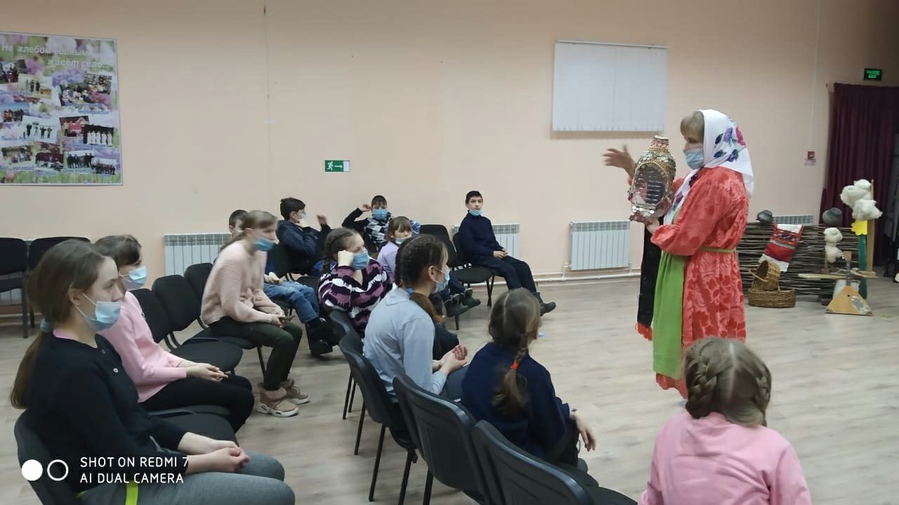 В Жуковском ДК прошел урок о семейных обрядах и традициях