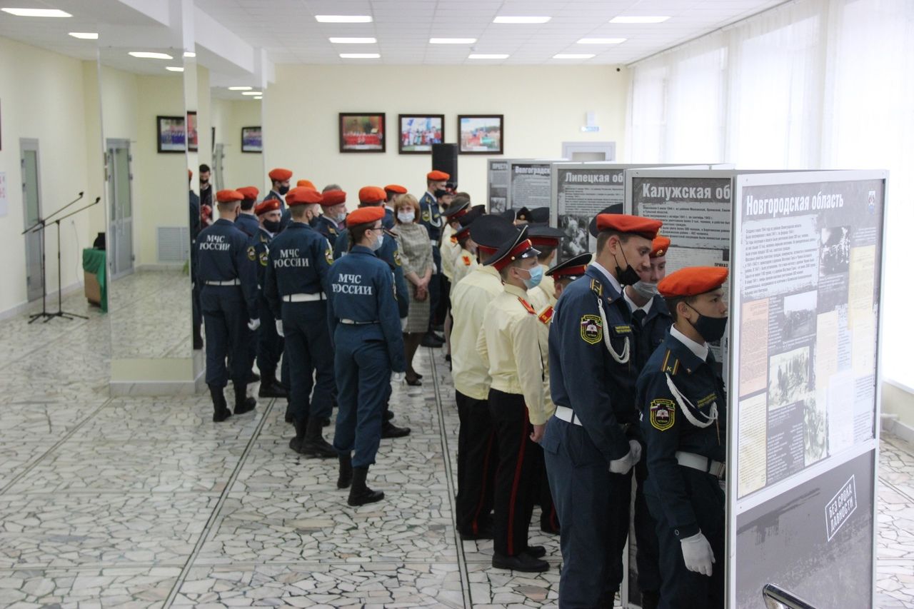 В Тетюшах в РДК открылась выставка «Без срока давности»