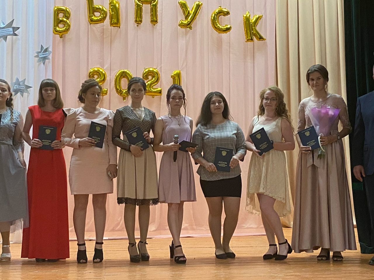 Выпускникам Тетюшского сельхозтехникума вручили дипломы об образовании