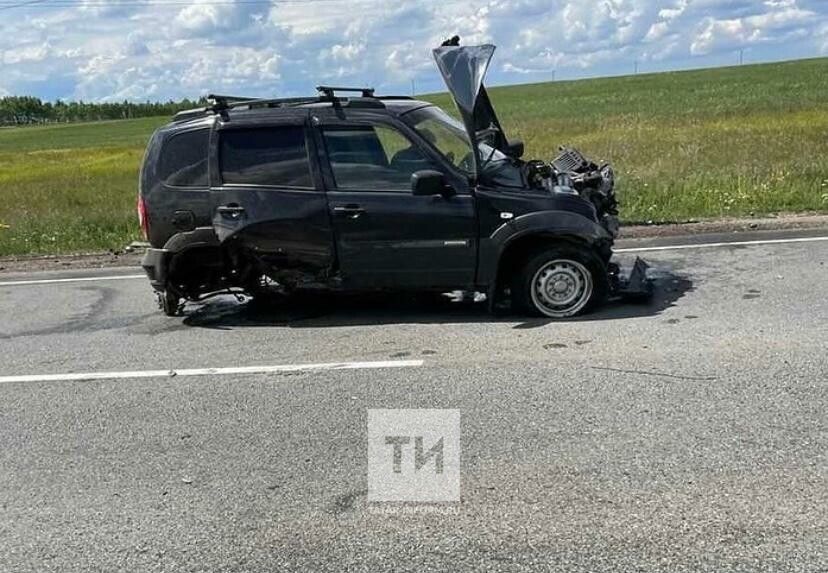 В ДТП с тремя авто в Татарстане пострадали трое взрослых и ребенок