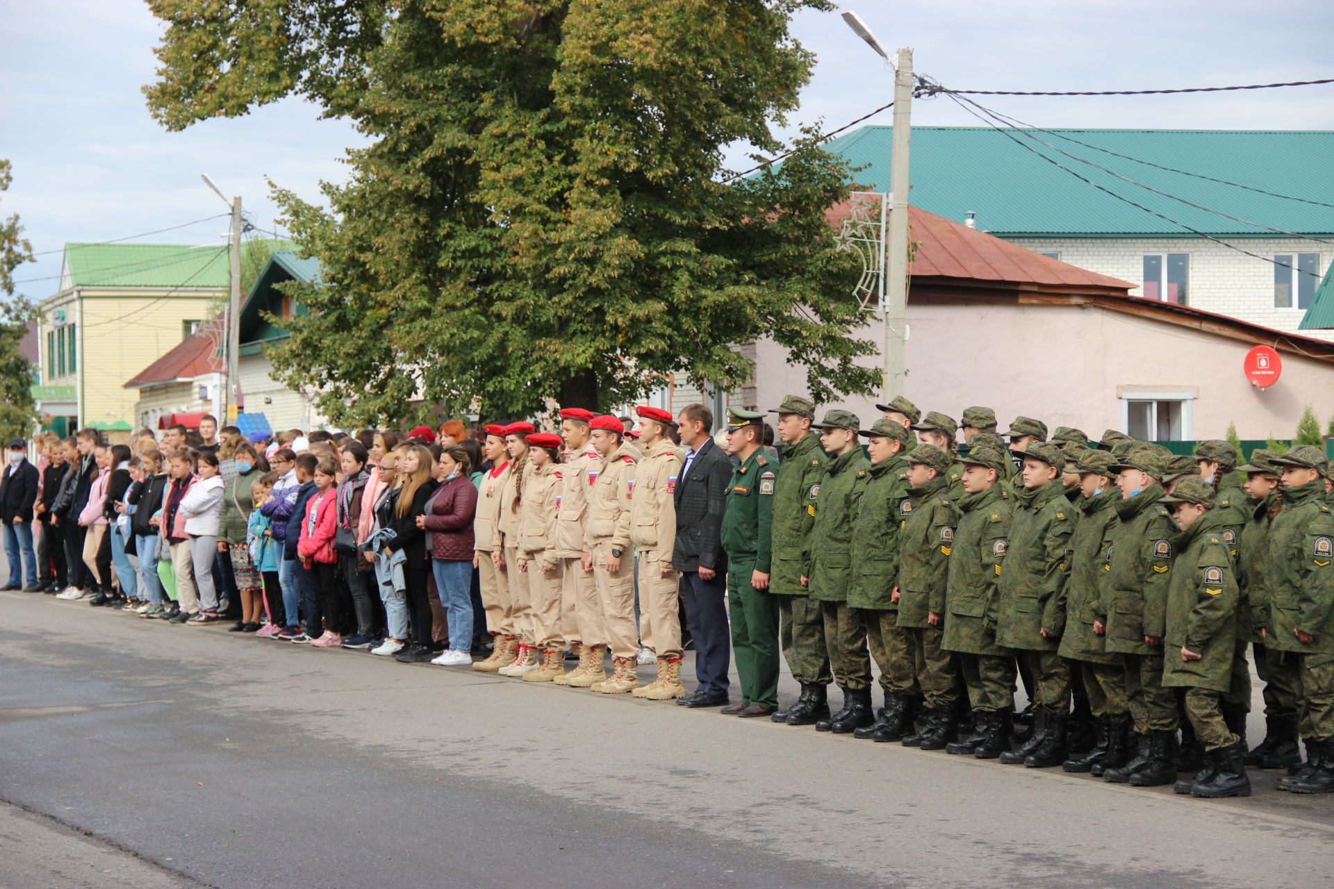 В Тетюшах прошел митинг, посвященный Дню памяти Александра Невского