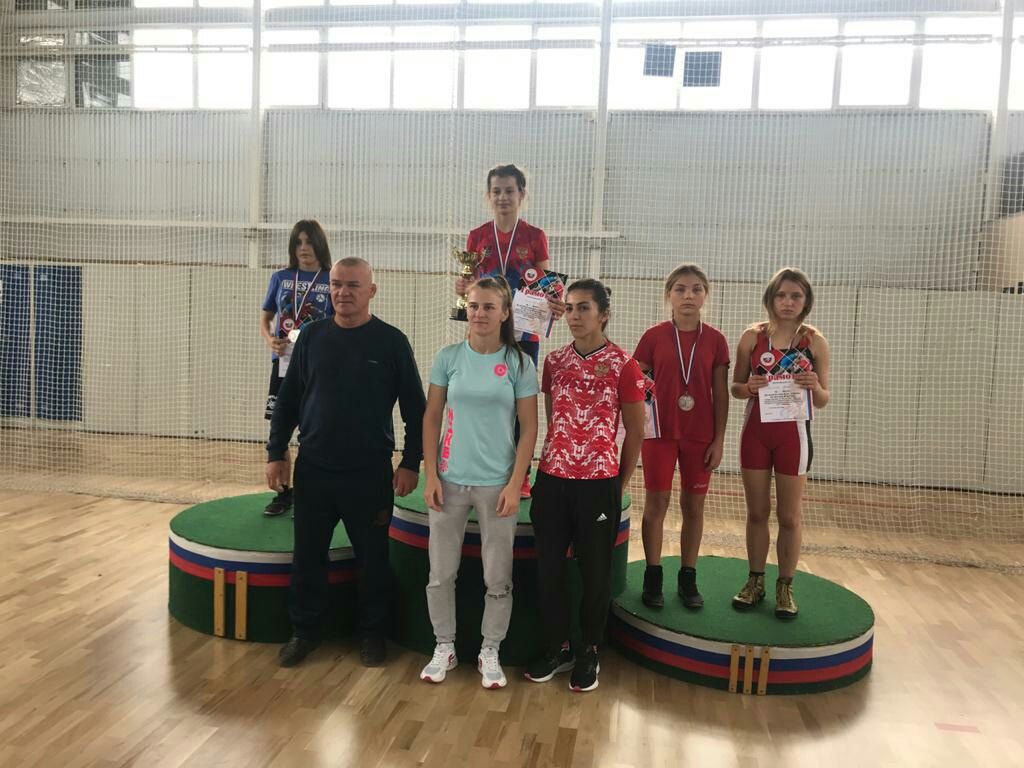Две медали на XVIII Всероссийском турнире памяти Николая Лопатина завоевали тетюшские спортсмены