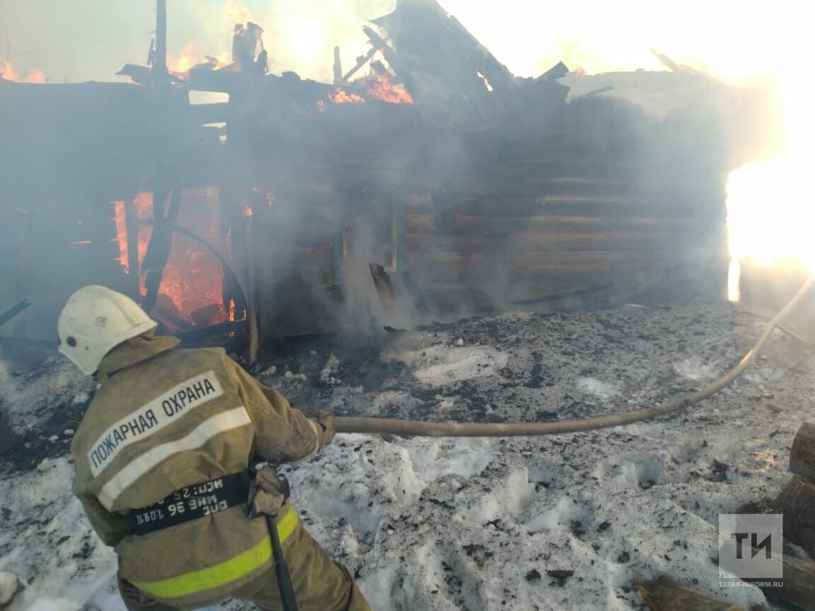 В Татарстане при разборе пожарища обнаружено тело женщины