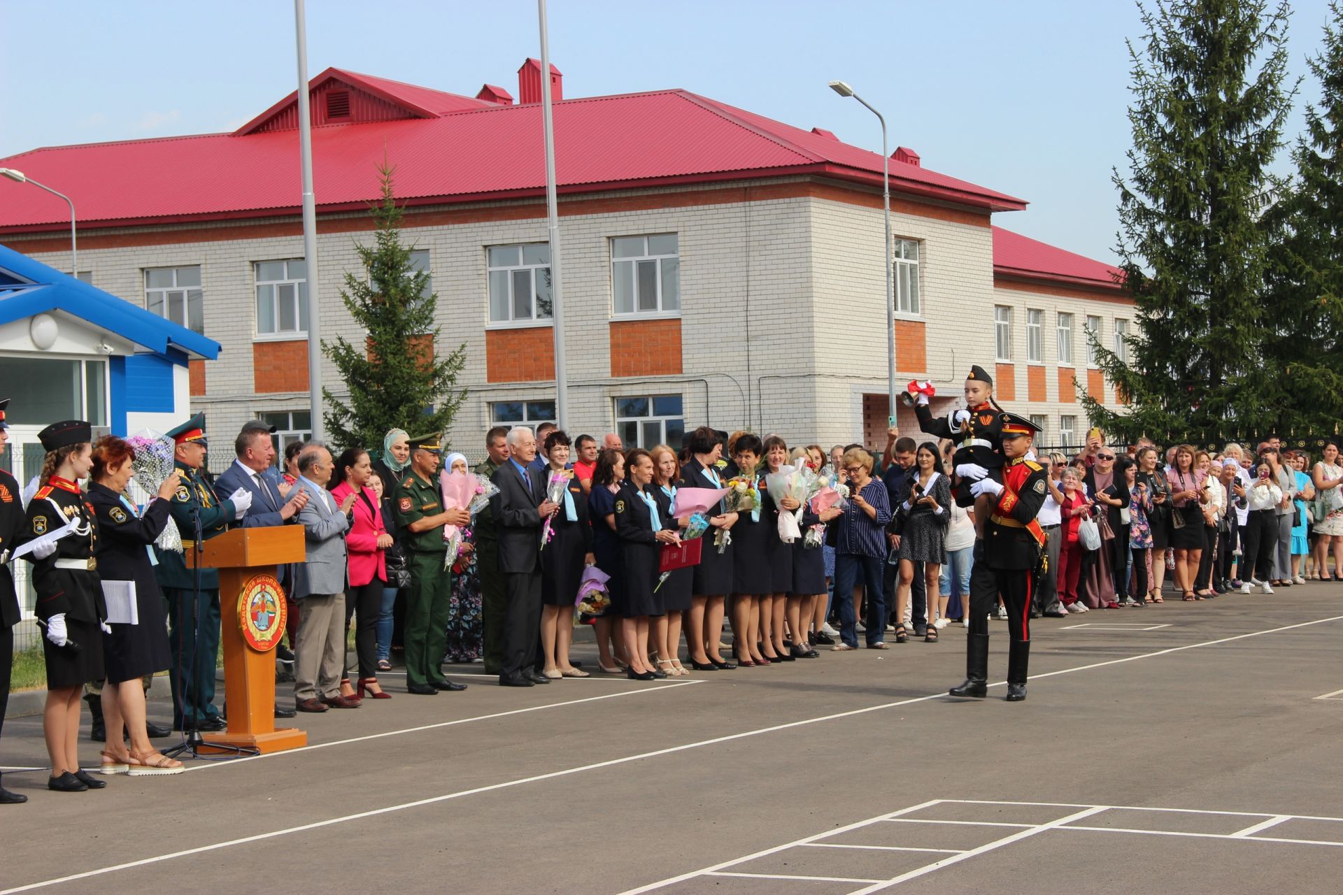 День знаний в Тетюшской кадетской школы-интернате