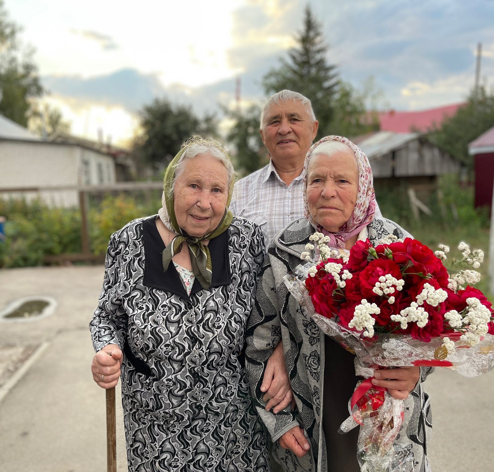 Юбилей тетюшанки Александры Буркиной отмечали всей улицей