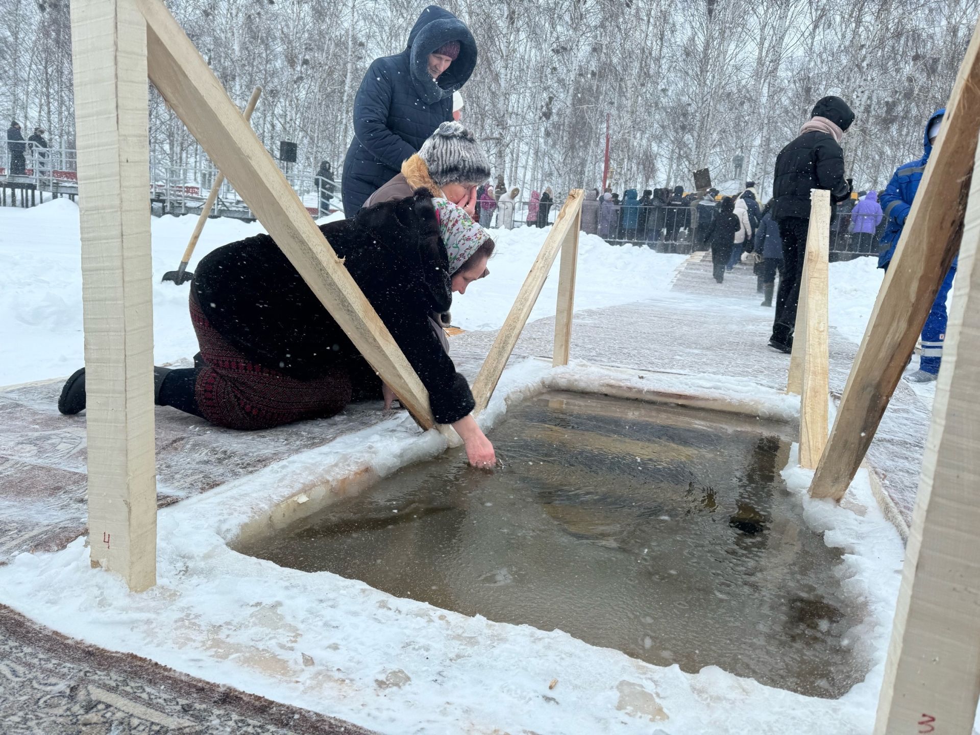 Крещенские купания прошли в Тетюшах на городском пруду