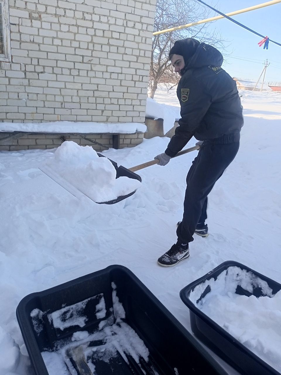 Активисты «Форпоста» вновь вышли на помощь пожилым жителям города