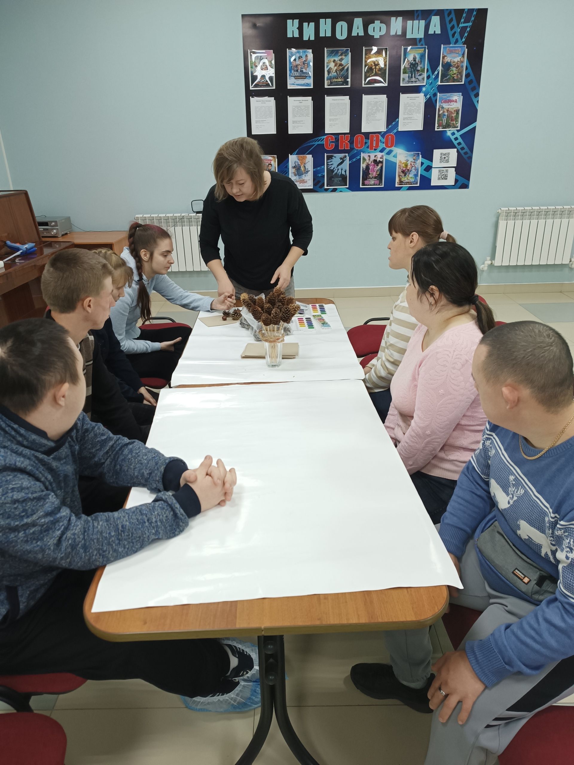 Творческий мастер-класс для особенных людей прошёл в Тетюшах