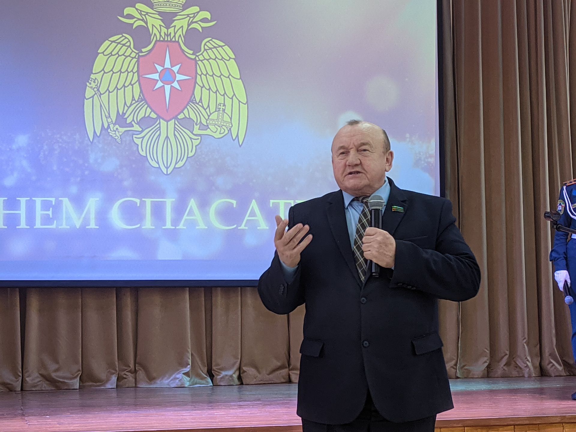 Спасатели Татарстана отметили профессиональный праздник