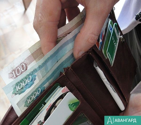 Роструд разъяснил: 13‑я зарплата — не обязанность, а право работодателя