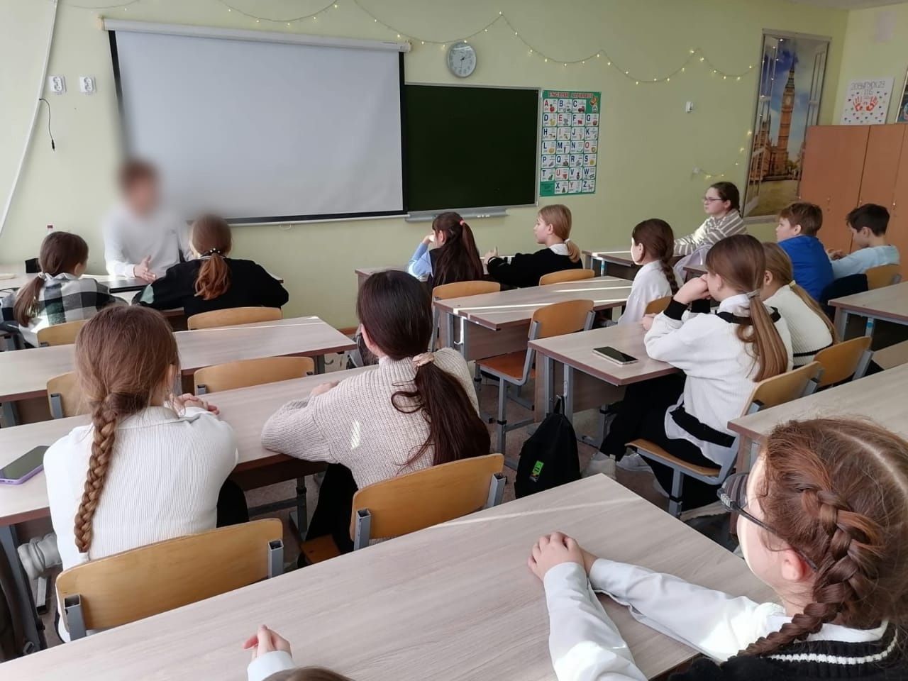 Тетюшские школьники встретились с ветераном боевых действий