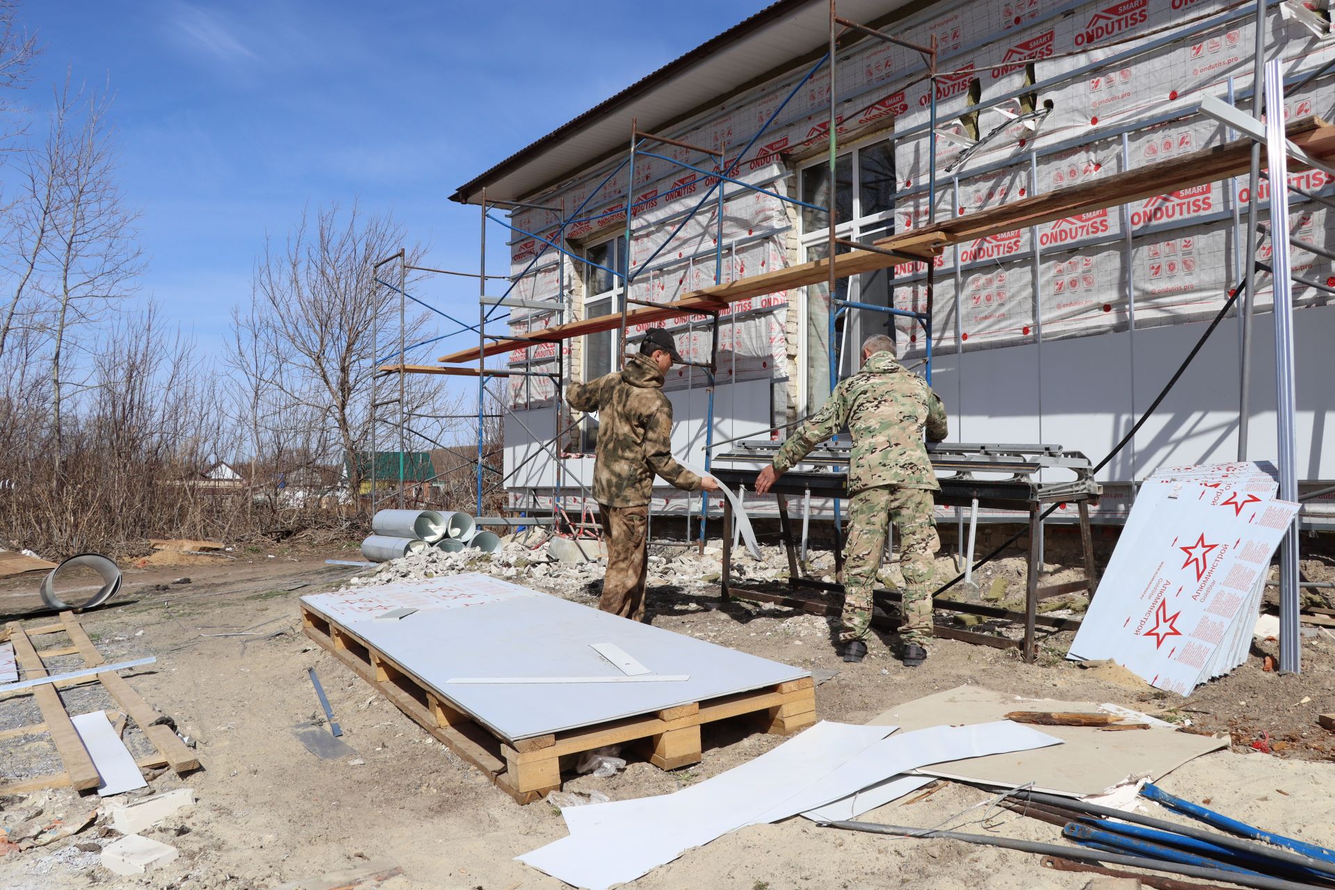 Капитальный ремонт Дома культуры в Алабердино продолжается