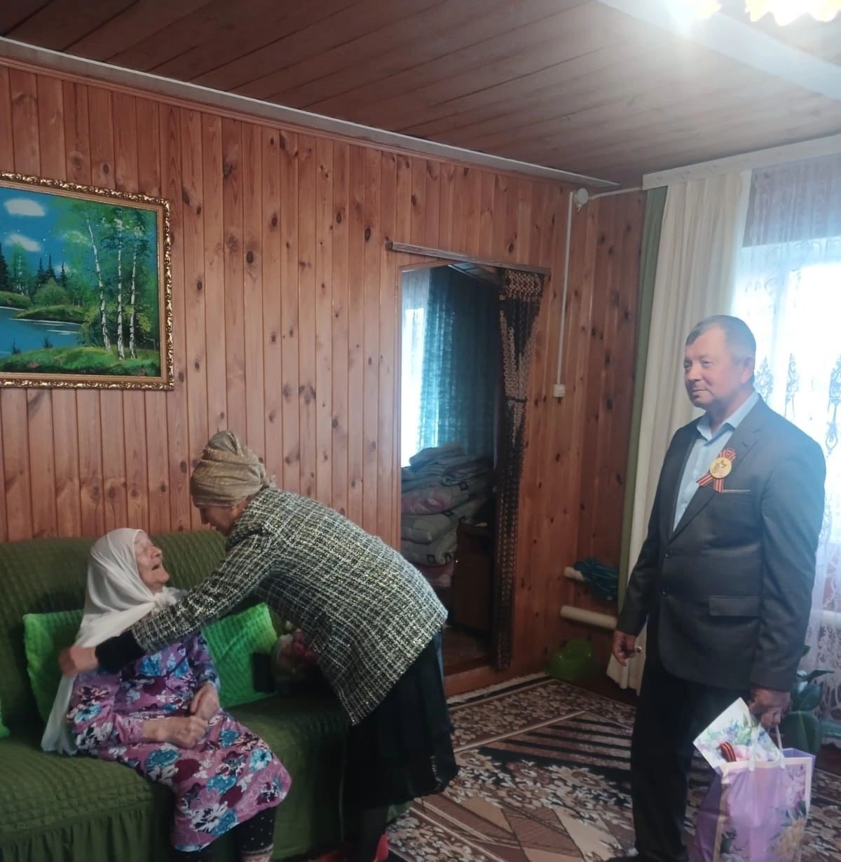 Три труженицы тыла — героини празднования 80-летия Победы в Большетурминском поселении