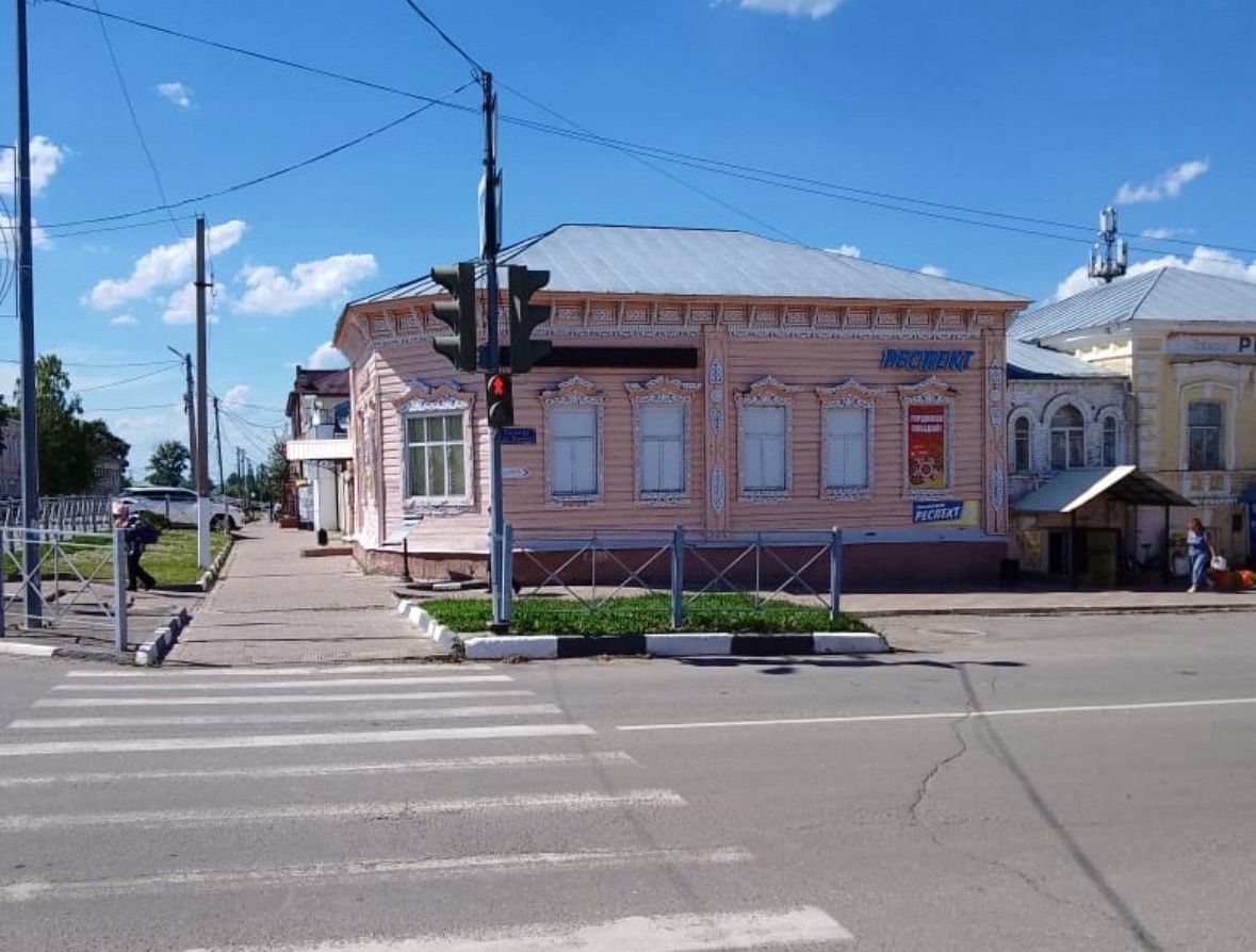 Хорошо бы смотрелся вазон