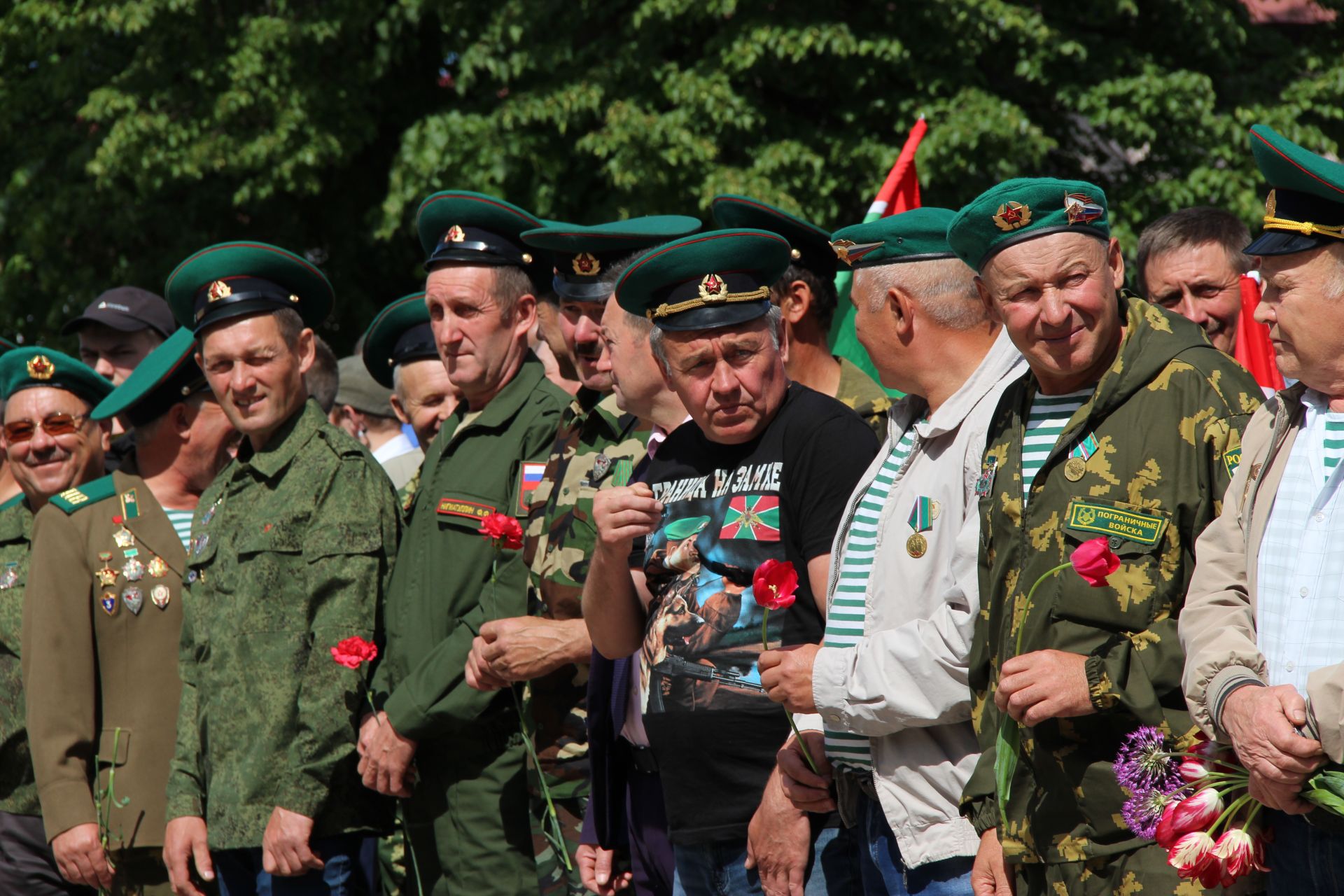 В Тетюшах состоялся митинг , посвященный Дню пограничника, часть 1