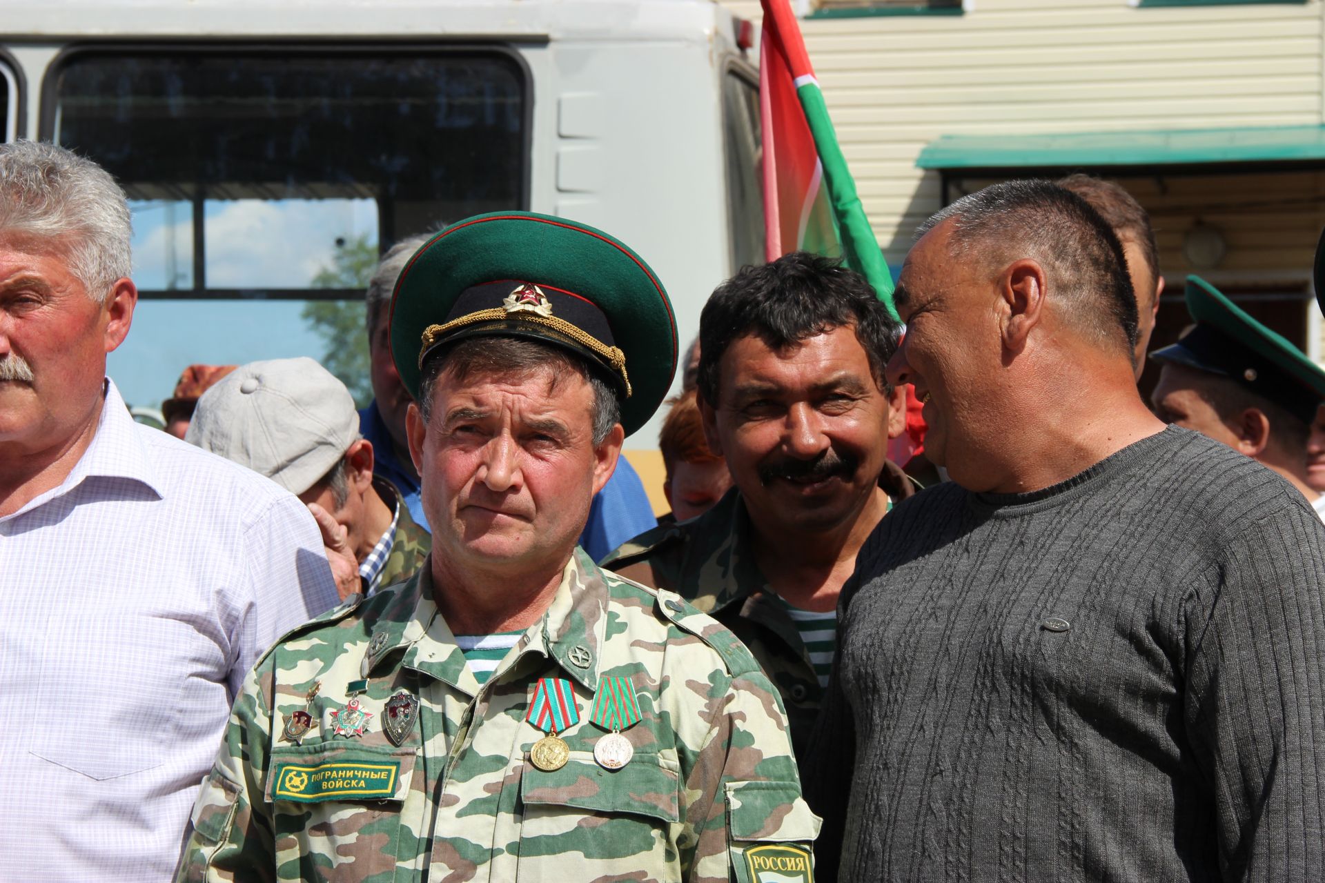 В Тетюшах состоялся митинг , посвященный Дню пограничника, часть 3