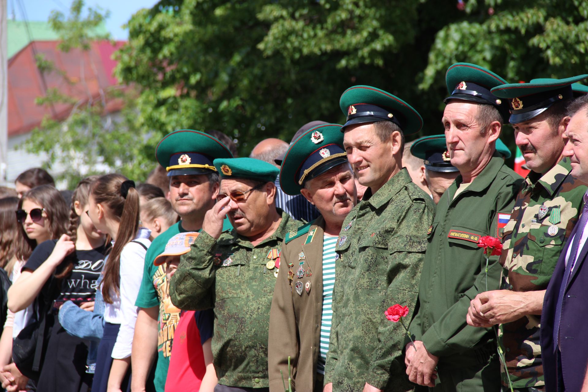 В Тетюшах состоялся митинг , посвященный Дню пограничника, часть 1