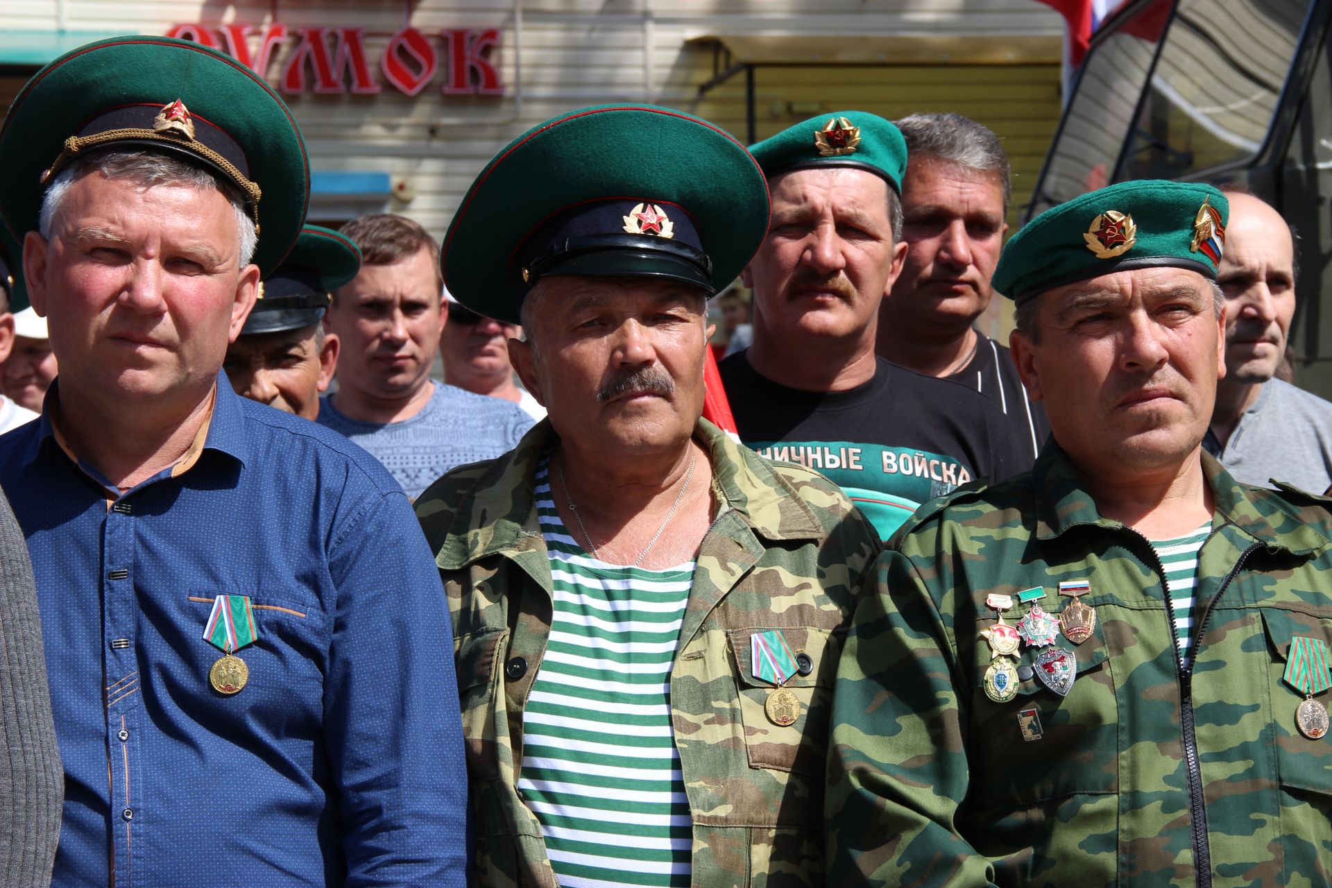 В Тетюшах состоялся митинг , посвященный Дню пограничника, часть 3