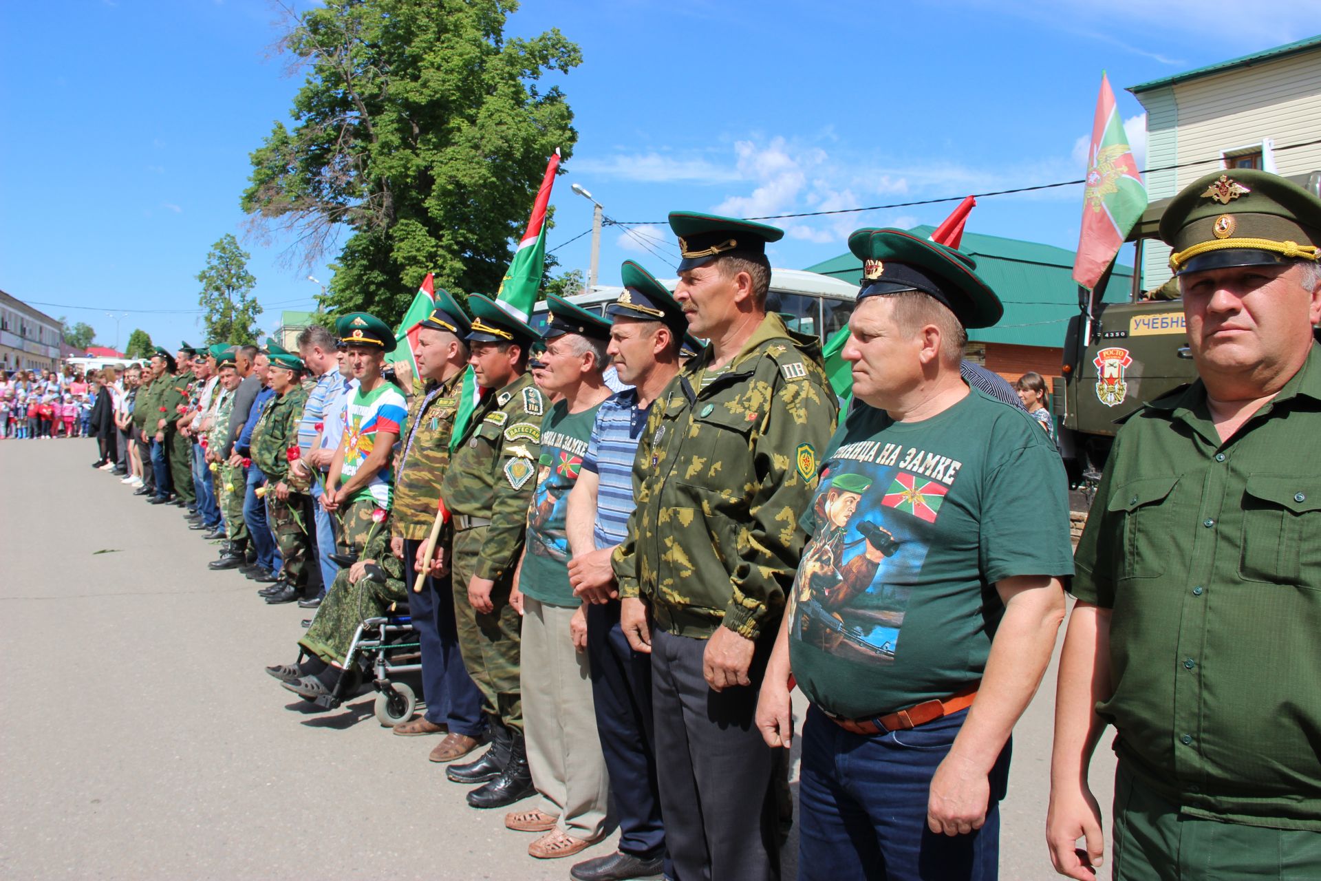 В Тетюшах состоялся митинг , посвященный Дню пограничника, часть 2