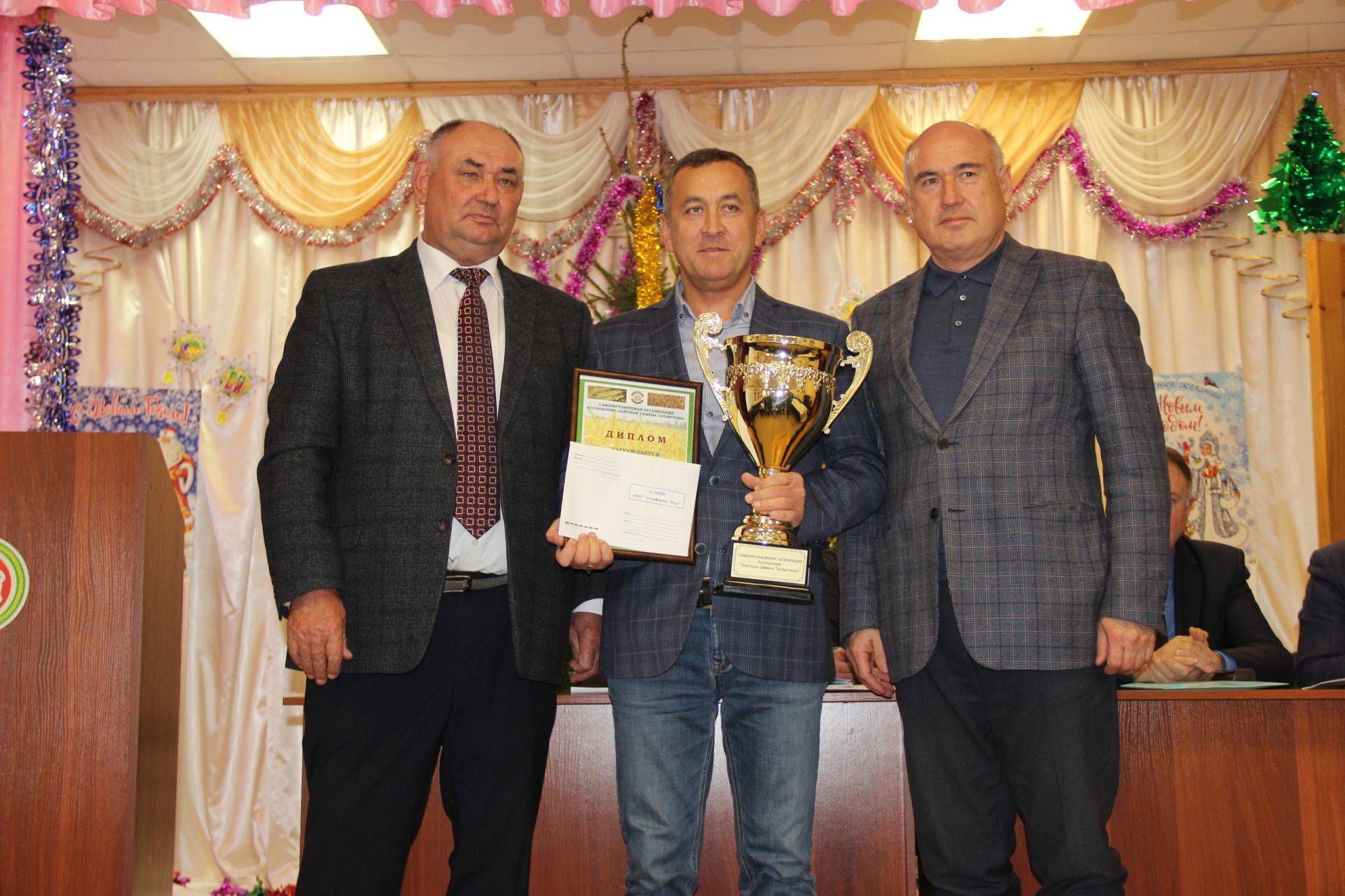 Агрофирма «Нур» Тетюшского района РТ стала лучшим семеноводческим хозяйством года