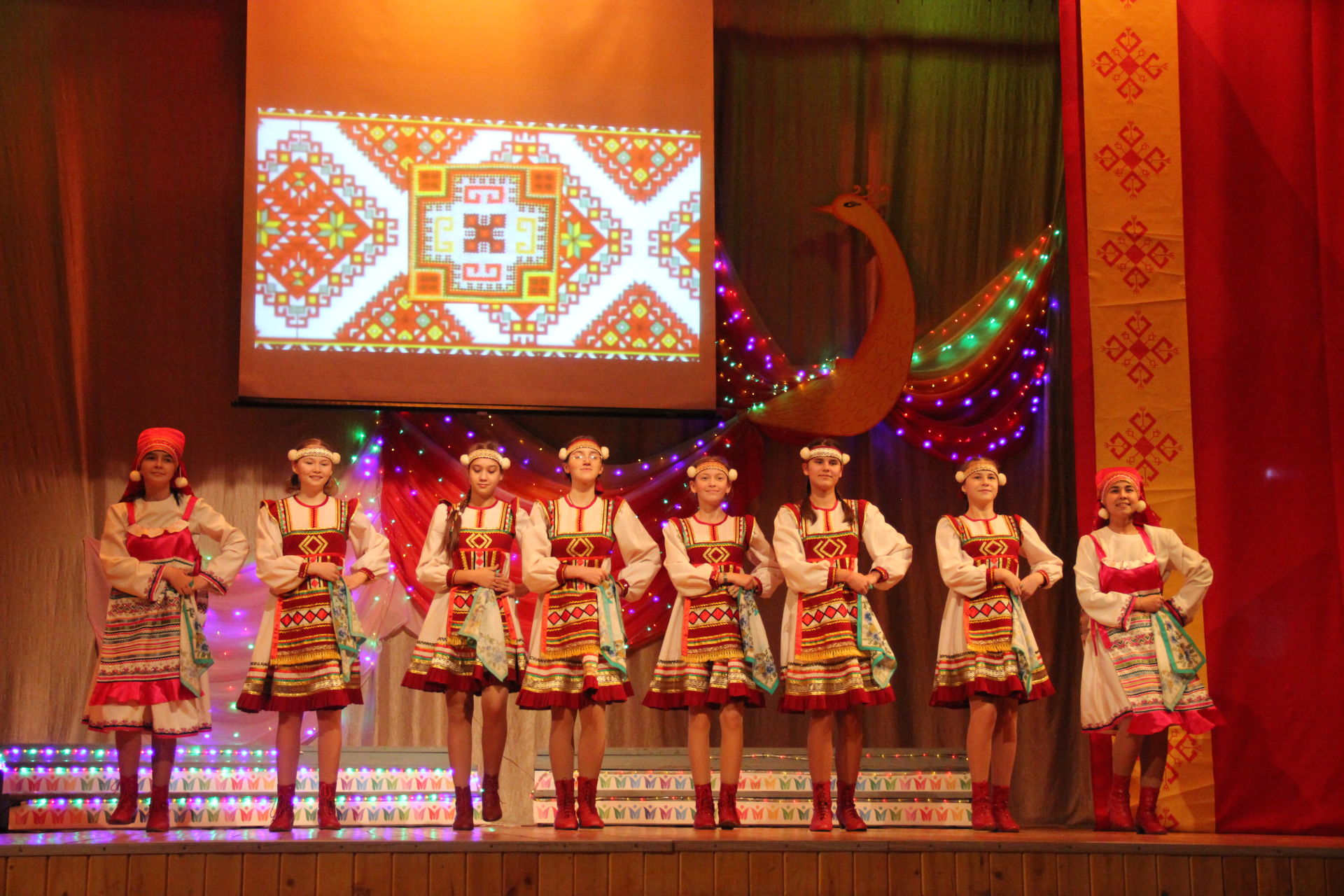В Тетюшах в РДК прошло торжественное мероприятие «Мозаика культур»