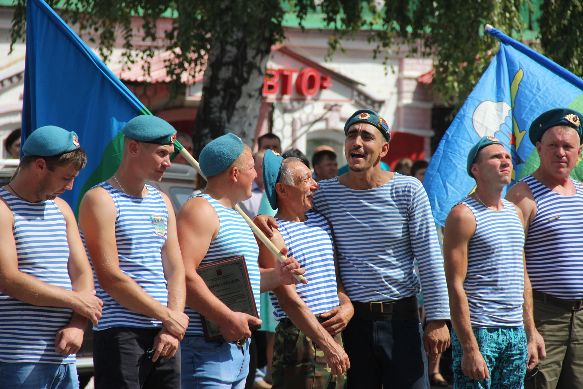 Митинг, посвященный Дню воздушно-десантных войск в Тетюшах