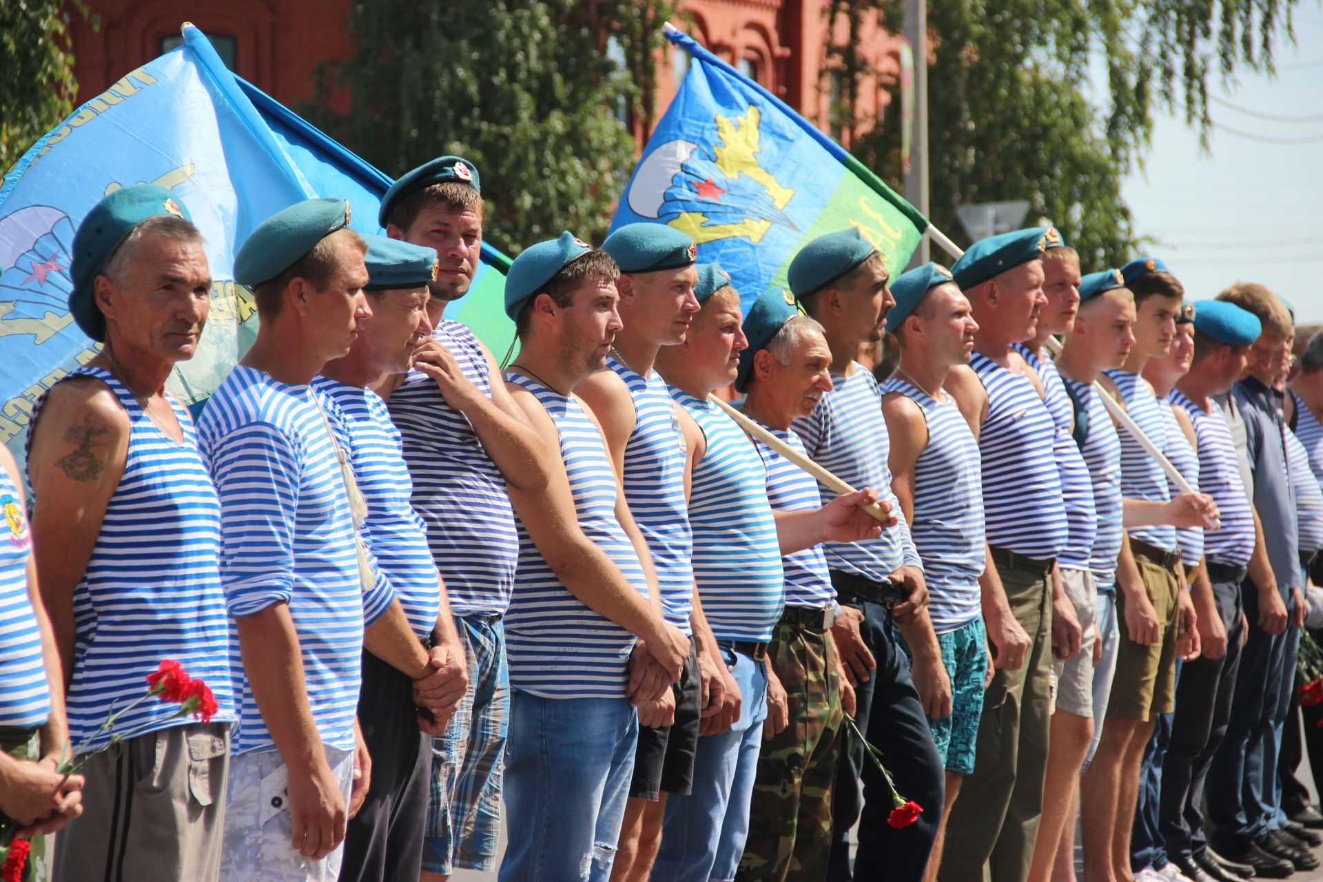 Митинг, посвященный Дню воздушно-десантных войск в Тетюшах