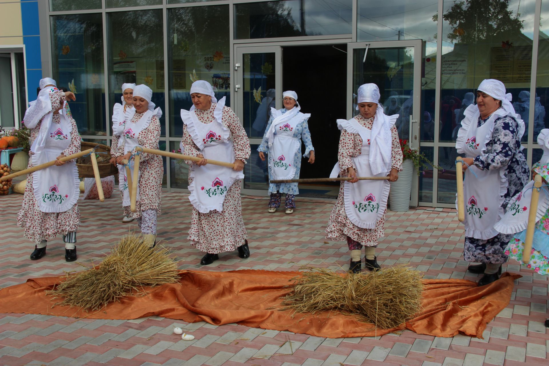 Сөмбелә уңыш мулдан булачагын фаразлады