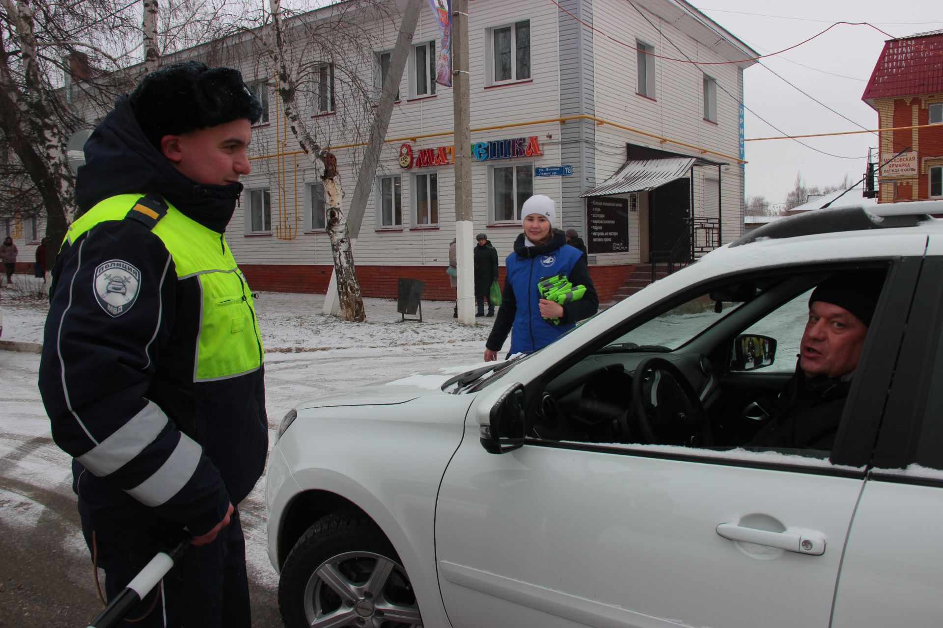 Тәтештә Бөтендөнья юл-транспорт һәлакәтендә гомерләре өзелүчеләрне искә алу көненә багышланган акция узды