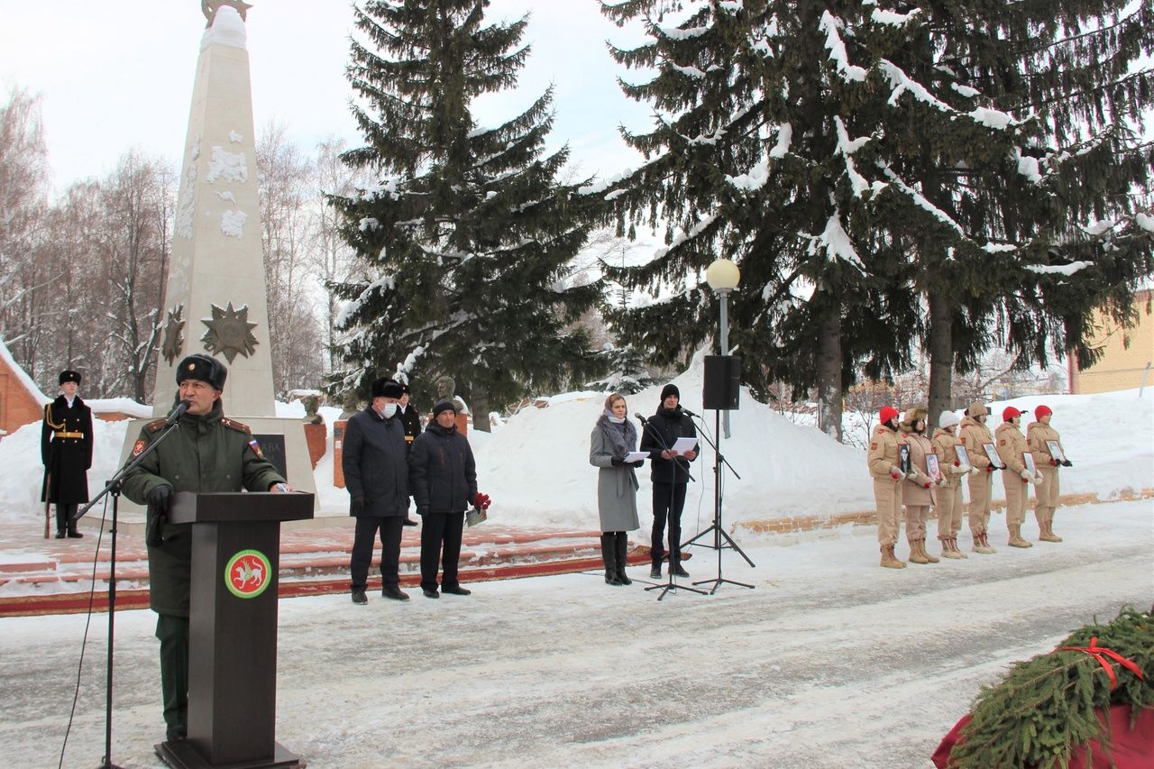 Тәтештә, 15 февральдә, райондагы сугышчы-­интернационалчылар хөрмәтенә чара булды