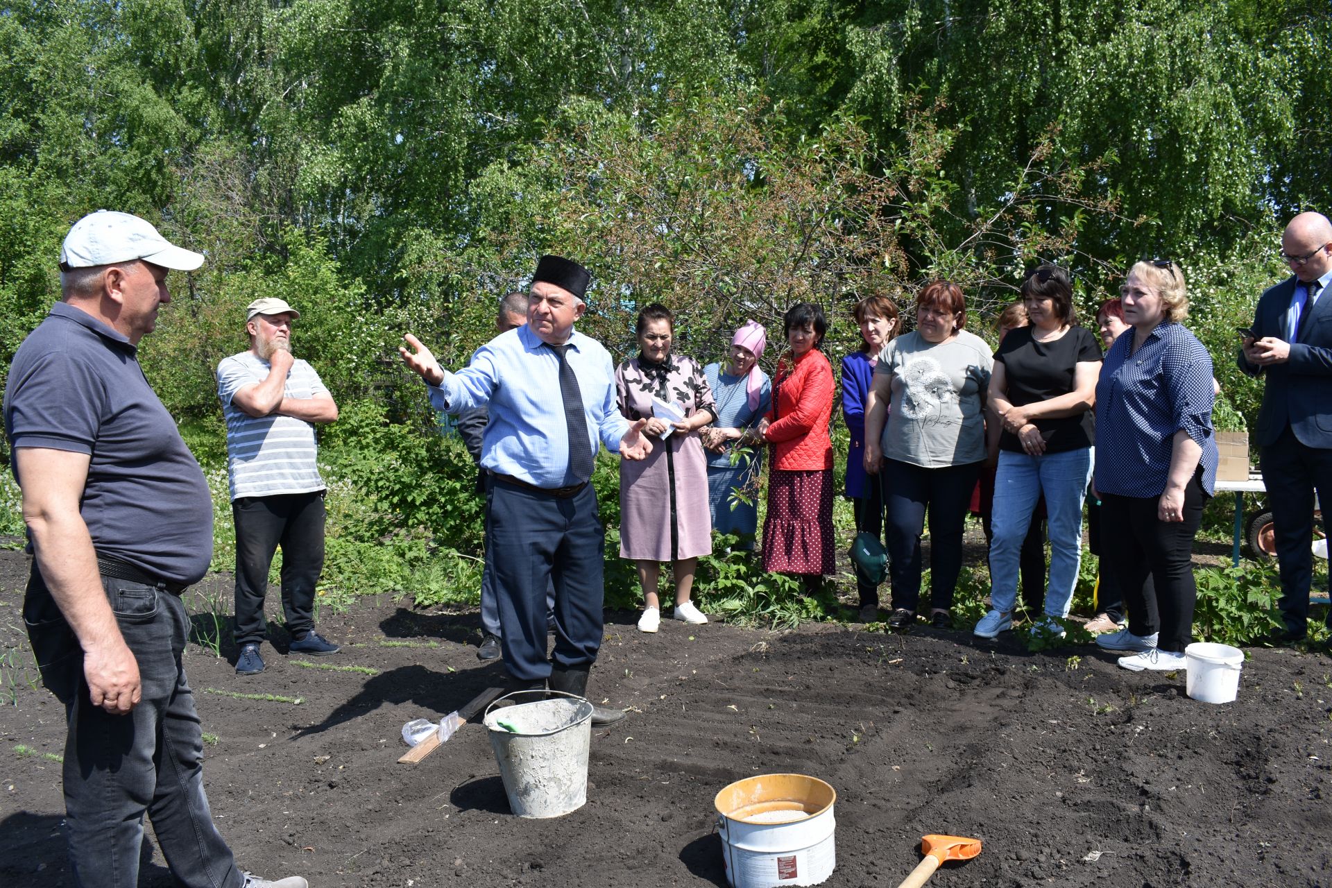 В Бакрчах состоялась встреча с заслуженным работником сельского хозяйства Татарстана Харисом Камалеевым