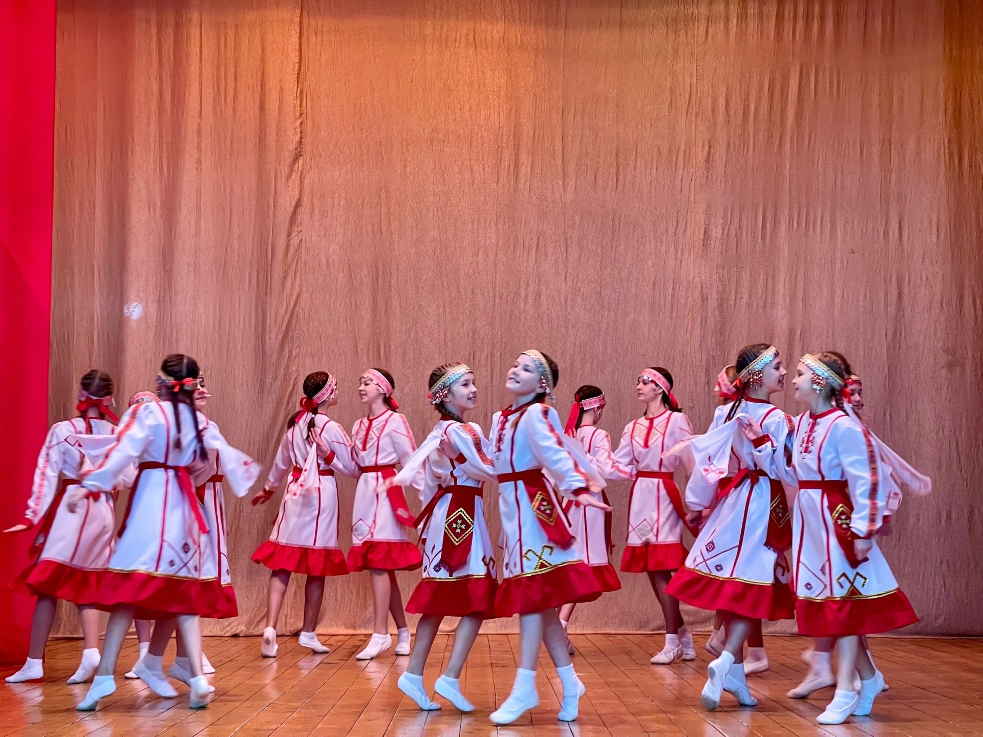 В Тетюшском РДК проходит отборочный тур фестиваля «Созвездие – Йолдызлык – 2024»