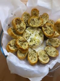 Совет от тетюшанки: Как запечь камамбер с багетом в духовке?