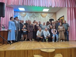 Тамырлары туган җирдә