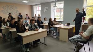 Участник СВО провёл встречу со школьниками