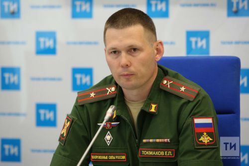 Евгений Токмаков отметил места в РТ, в которых можно узнать подробности о службе по контракту