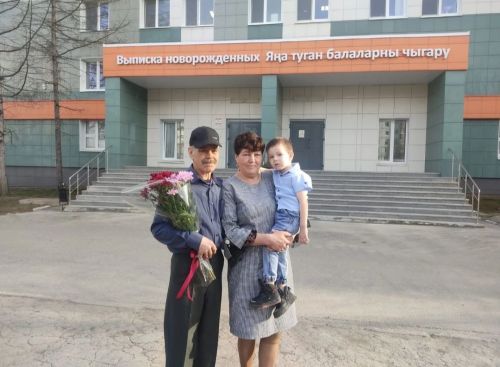 Тетюшане присылают фото на конкурс ко Дню бабушек и дедушек