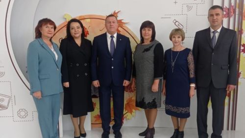 Делегация Тетюшского района побывала на Дне учителя в Казани